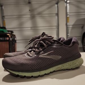 Brooks Adrenaline Running Shoes in Dark Gray and Light Green